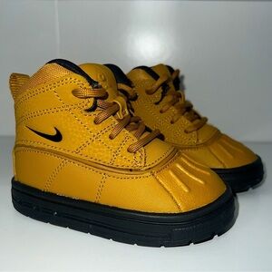 Nike Kids Mustard and Black Boots